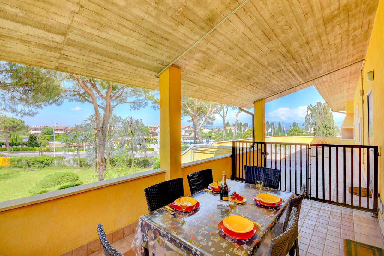 Sirmione Beach Apartment المظهر الخارجي الصورة