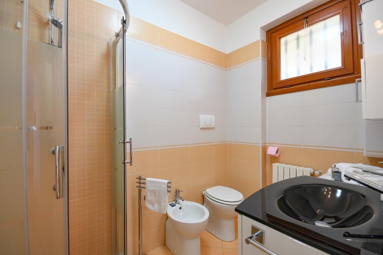 Sirmione Beach Apartment المظهر الخارجي الصورة